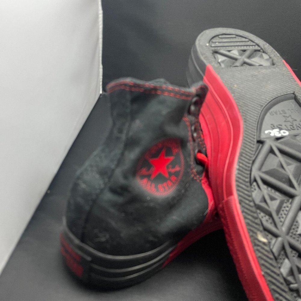 Converse High Tops - Picture 4 of 4
